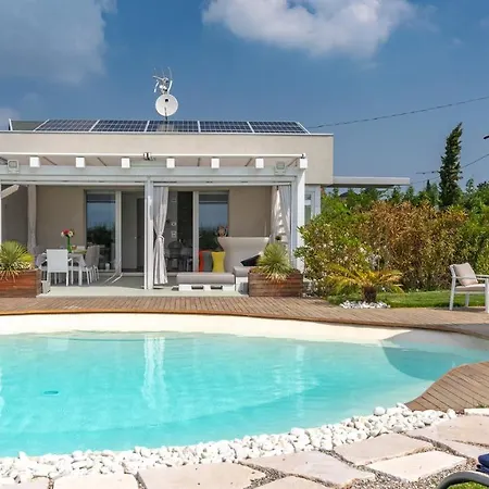 וילה Lisa 8, Emma *