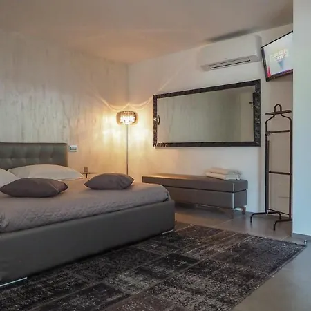 וילה Lisa 8, Emma רימיני